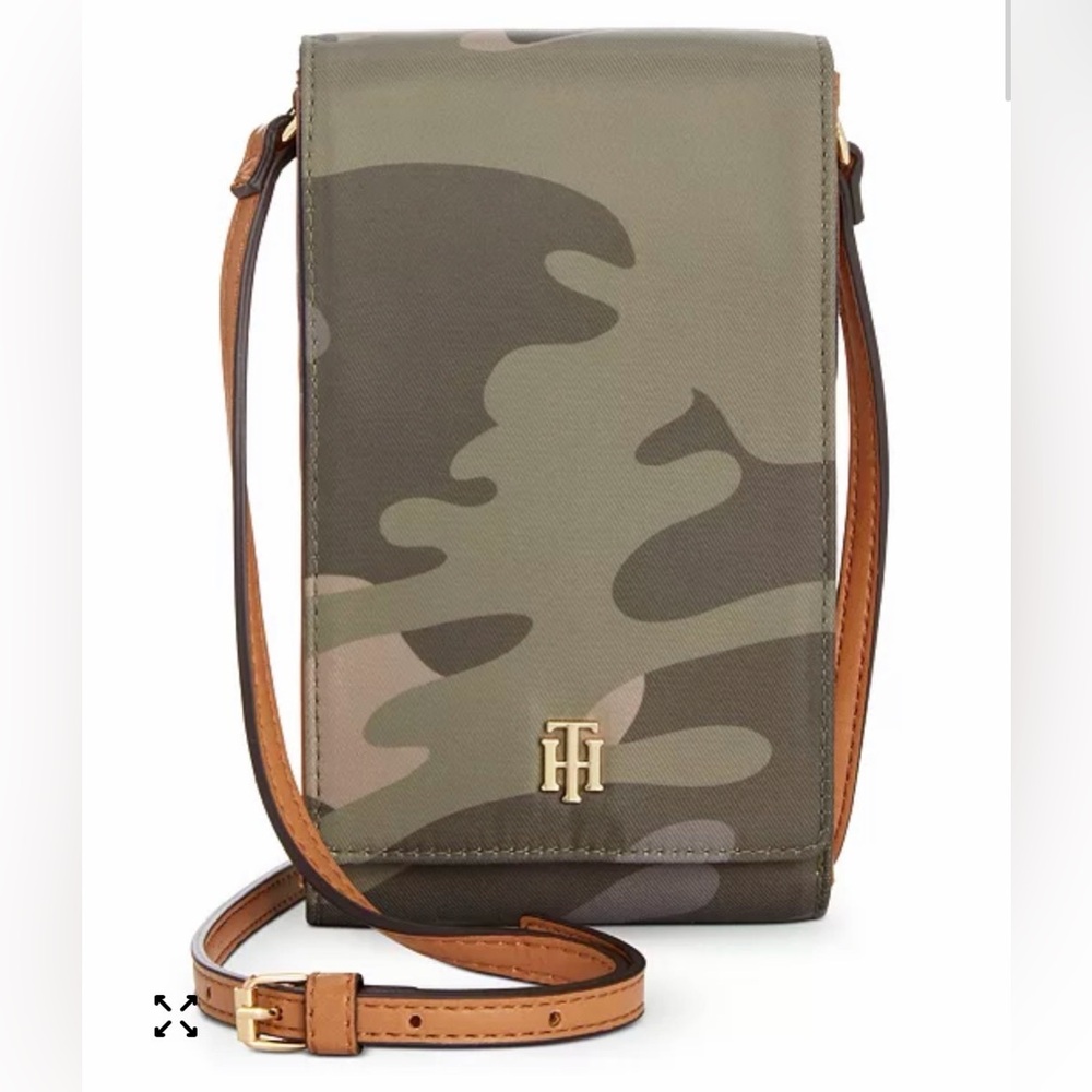 Tommy Hilfiger Camouflage Crossbody Bag